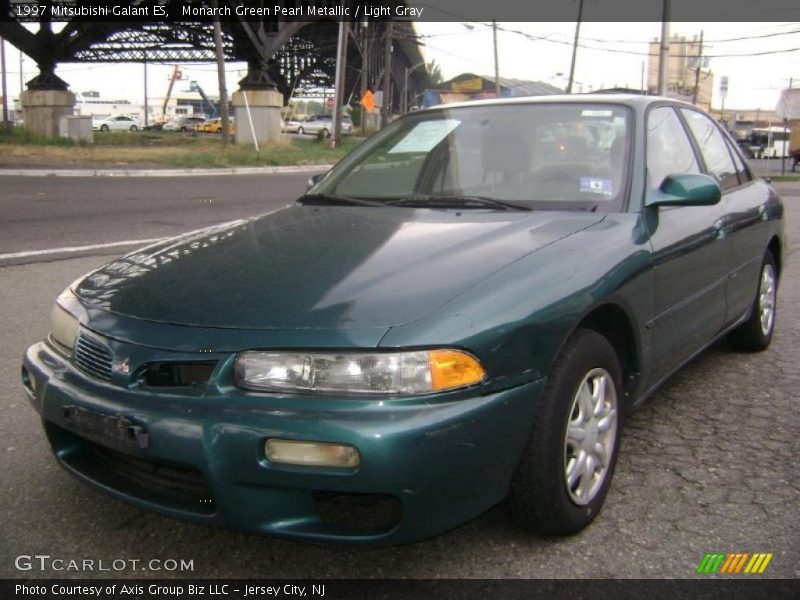  Monarch Green Pearl Metallic / Light Gray 1997 Mitsubishi Galant ES
