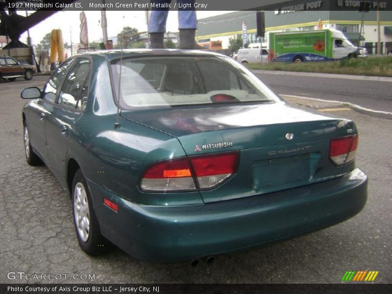  Monarch Green Pearl Metallic / Light Gray 1997 Mitsubishi Galant ES