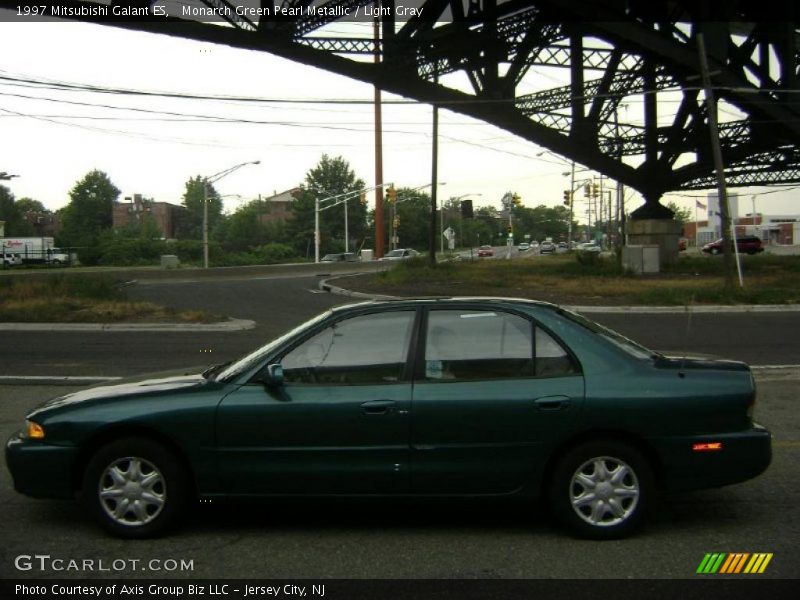  Monarch Green Pearl Metallic / Light Gray 1997 Mitsubishi Galant ES