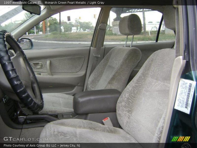  Monarch Green Pearl Metallic / Light Gray 1997 Mitsubishi Galant ES