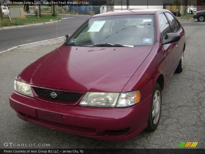 Ruby Red Pearl Metallic / Gray 1998 Nissan Sentra GXE