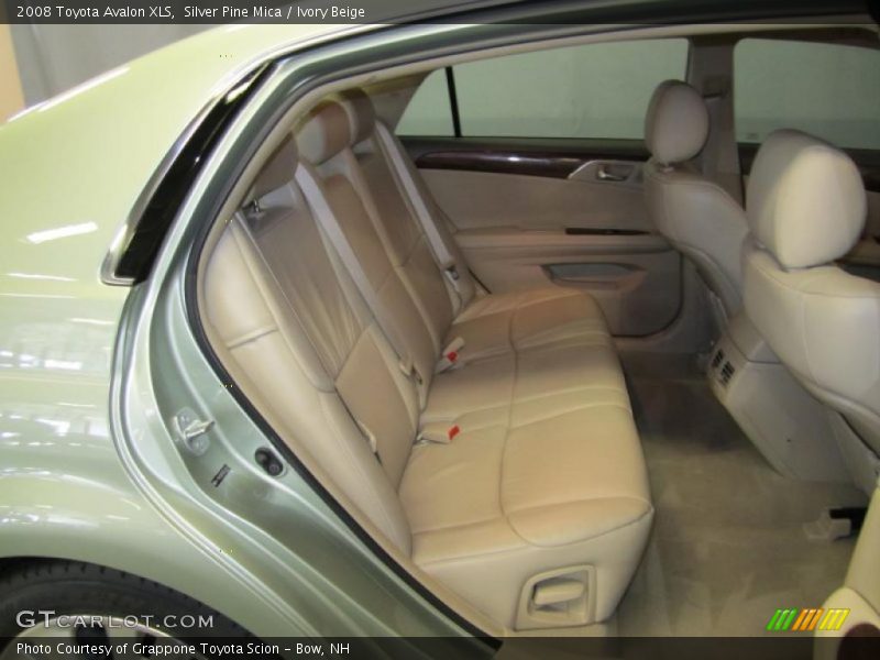 Silver Pine Mica / Ivory Beige 2008 Toyota Avalon XLS