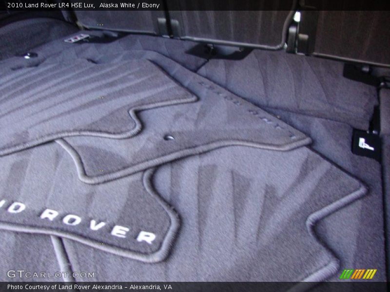 Alaska White / Ebony 2010 Land Rover LR4 HSE Lux