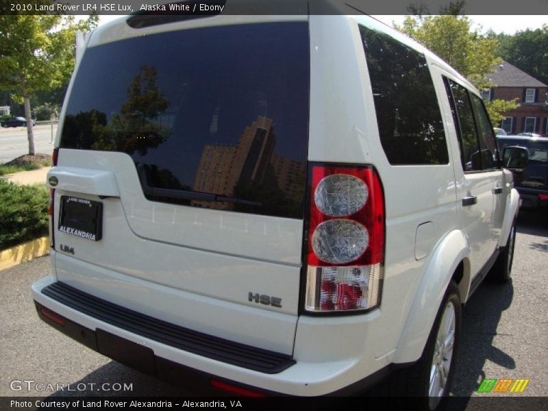 Alaska White / Ebony 2010 Land Rover LR4 HSE Lux