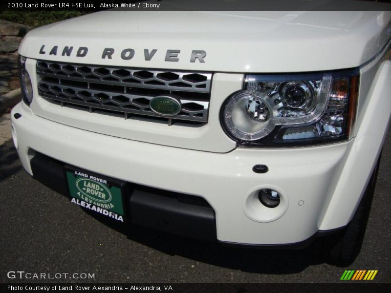 Alaska White / Ebony 2010 Land Rover LR4 HSE Lux