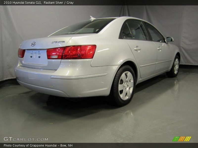Radiant Silver / Gray 2010 Hyundai Sonata GLS