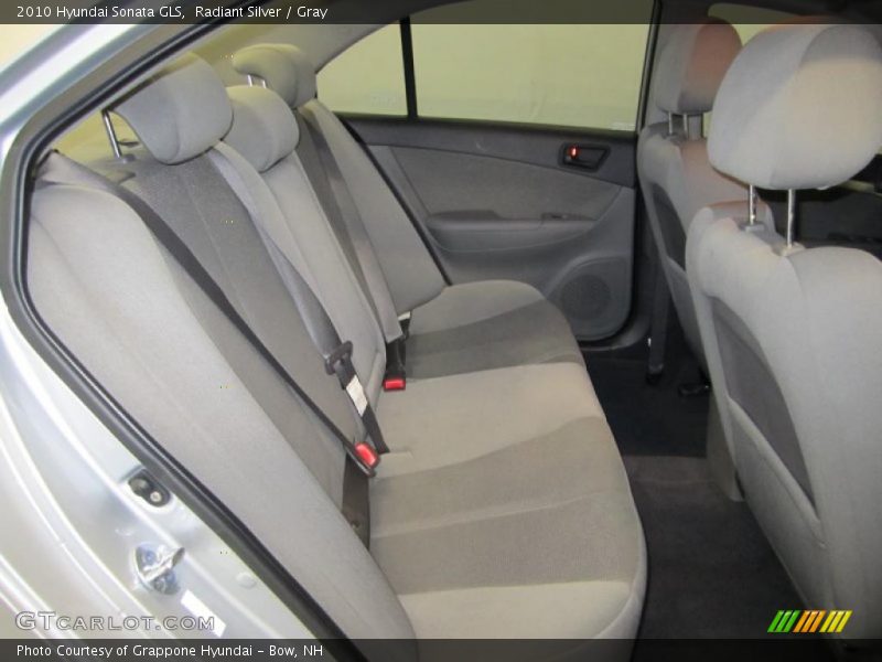 Radiant Silver / Gray 2010 Hyundai Sonata GLS