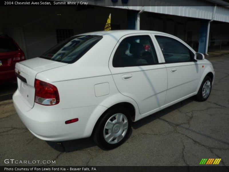 Summit White / Gray 2004 Chevrolet Aveo Sedan