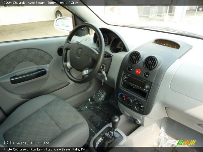 Summit White / Gray 2004 Chevrolet Aveo Sedan
