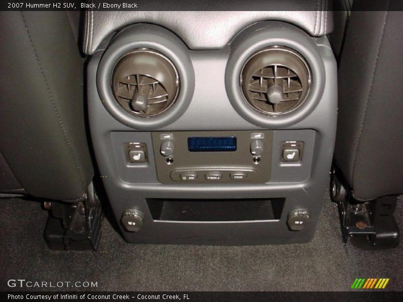 Black / Ebony Black 2007 Hummer H2 SUV