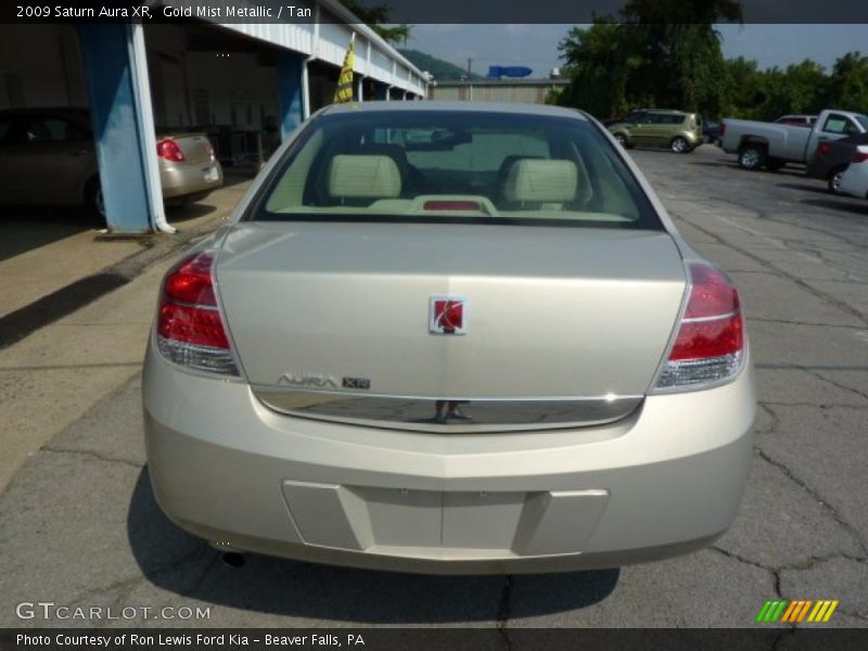 Gold Mist Metallic / Tan 2009 Saturn Aura XR