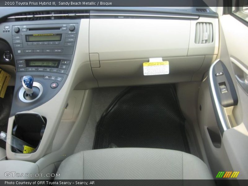 Sandy Beach Metallic / Bisque 2010 Toyota Prius Hybrid III