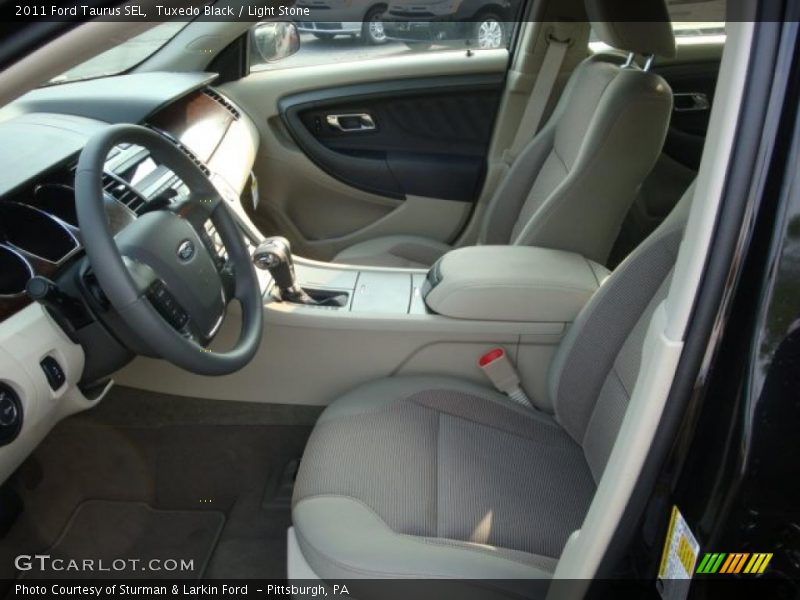 Tuxedo Black / Light Stone 2011 Ford Taurus SEL