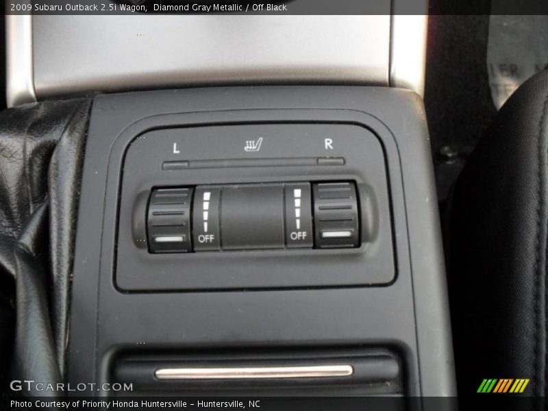 Diamond Gray Metallic / Off Black 2009 Subaru Outback 2.5i Wagon