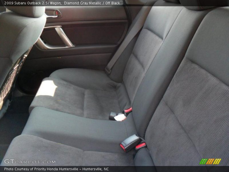 Diamond Gray Metallic / Off Black 2009 Subaru Outback 2.5i Wagon