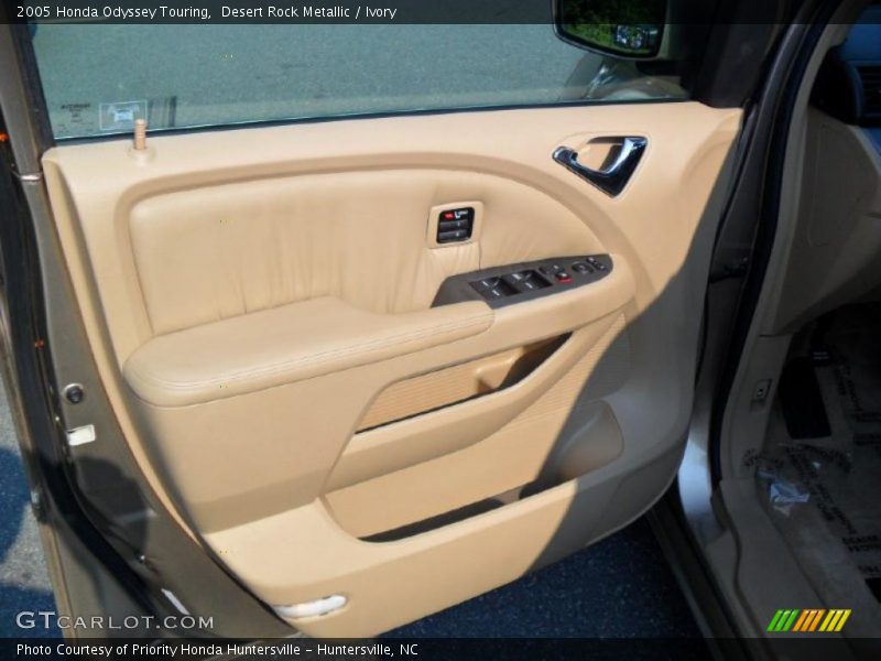 Desert Rock Metallic / Ivory 2005 Honda Odyssey Touring