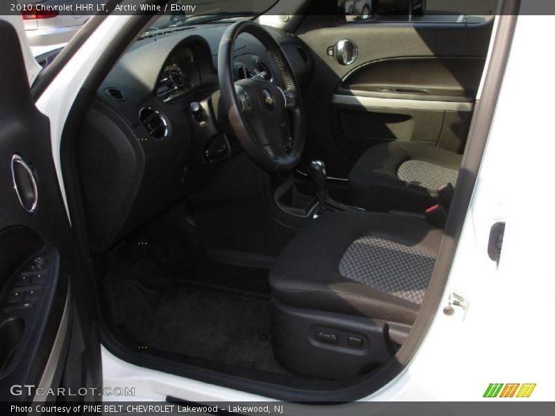 Arctic White / Ebony 2010 Chevrolet HHR LT
