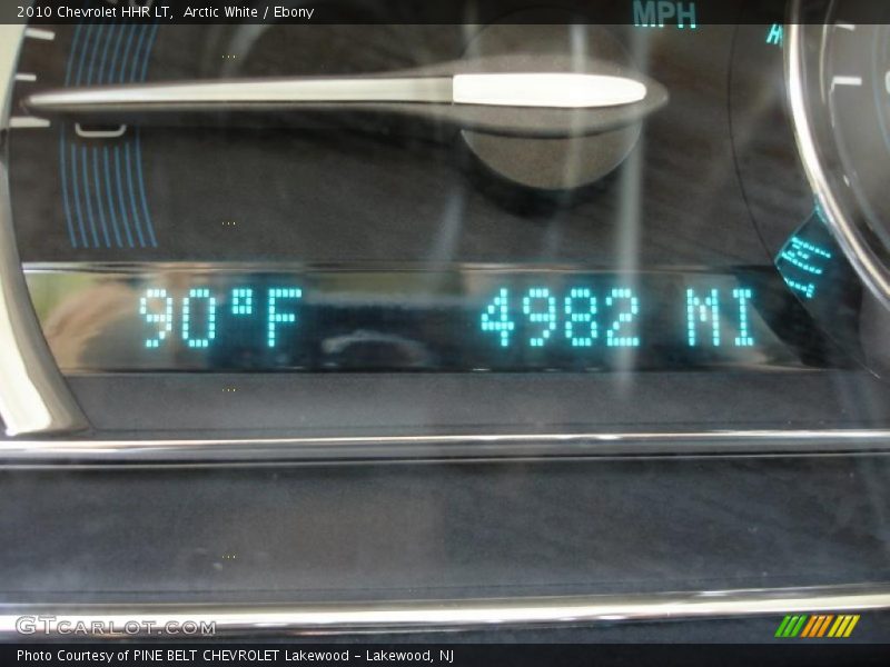 Arctic White / Ebony 2010 Chevrolet HHR LT
