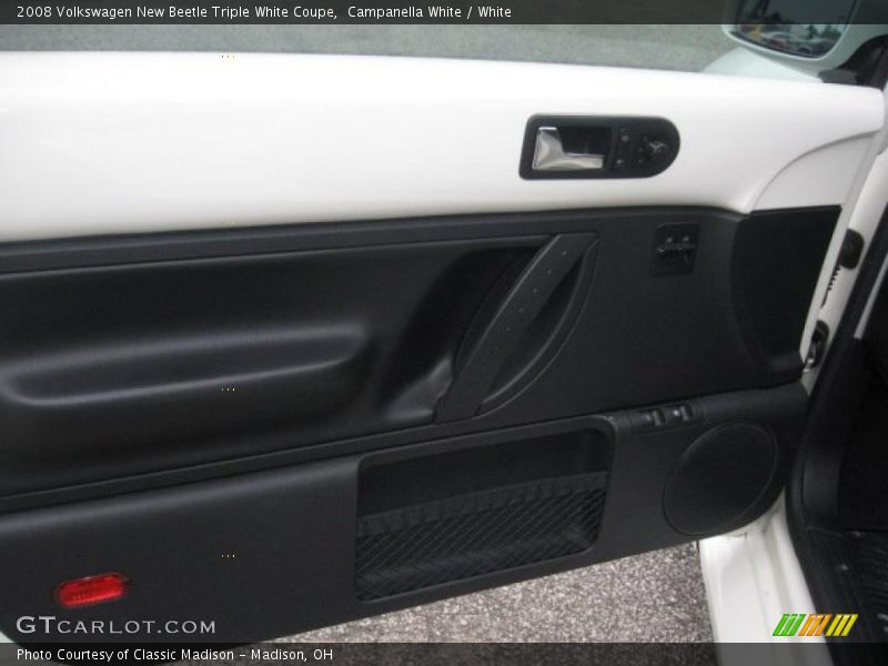 Campanella White / White 2008 Volkswagen New Beetle Triple White Coupe