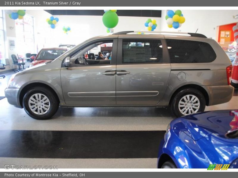 Titanium Silver / Gray 2011 Kia Sedona LX