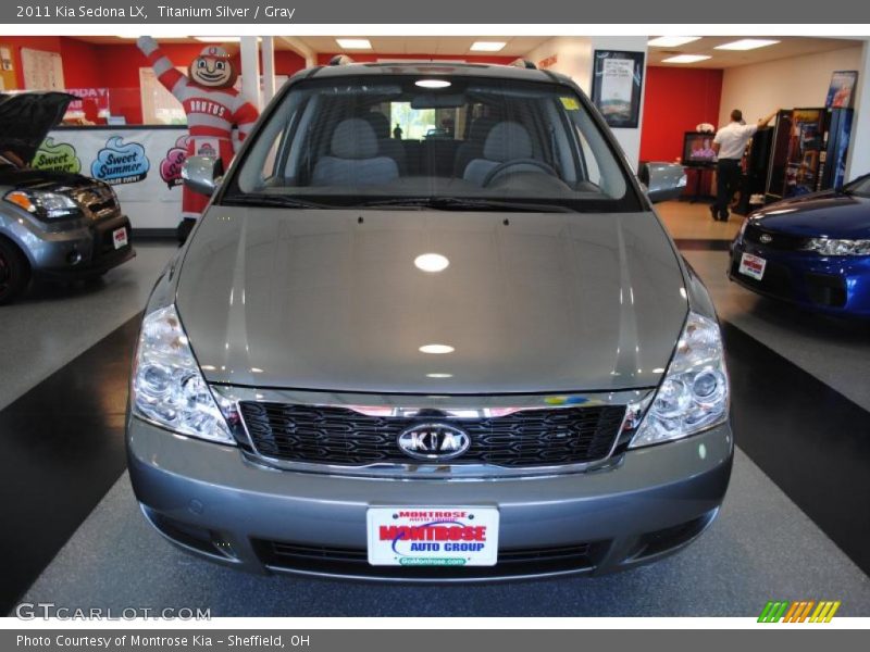 Titanium Silver / Gray 2011 Kia Sedona LX