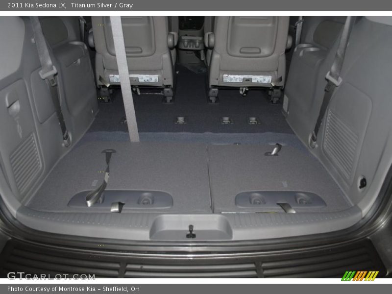 Titanium Silver / Gray 2011 Kia Sedona LX