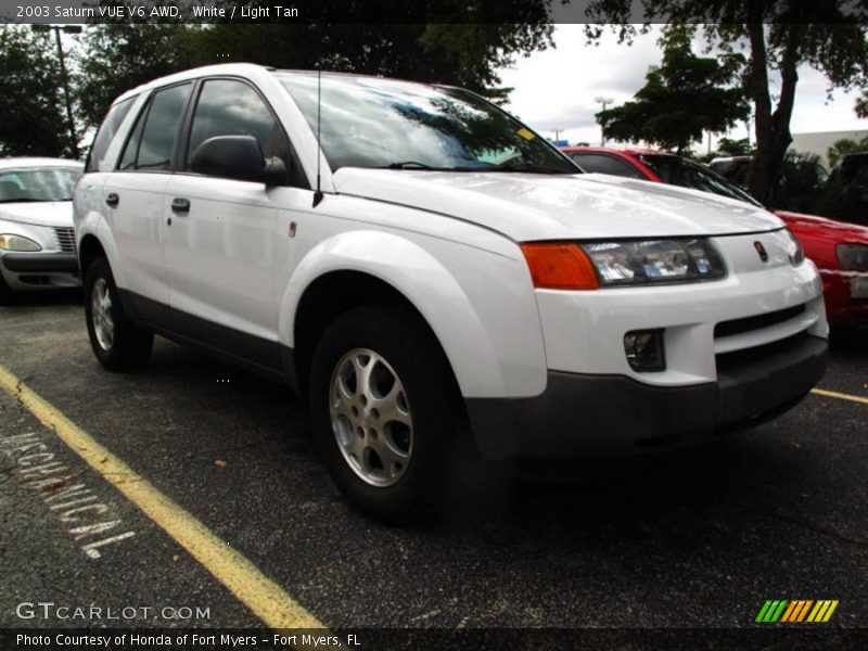 White / Light Tan 2003 Saturn VUE V6 AWD