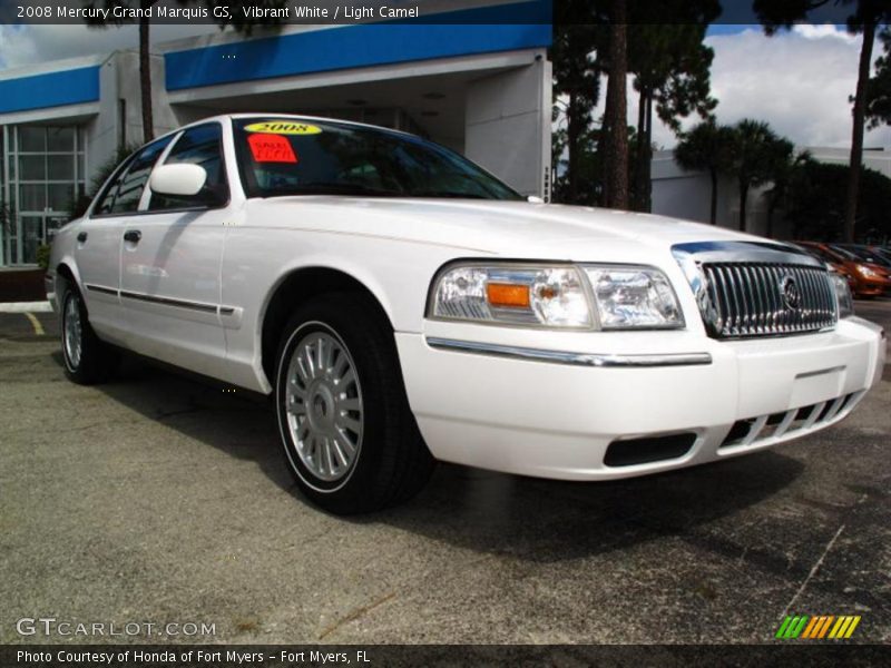 Vibrant White / Light Camel 2008 Mercury Grand Marquis GS