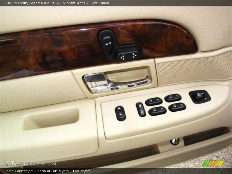 Vibrant White / Light Camel 2008 Mercury Grand Marquis GS