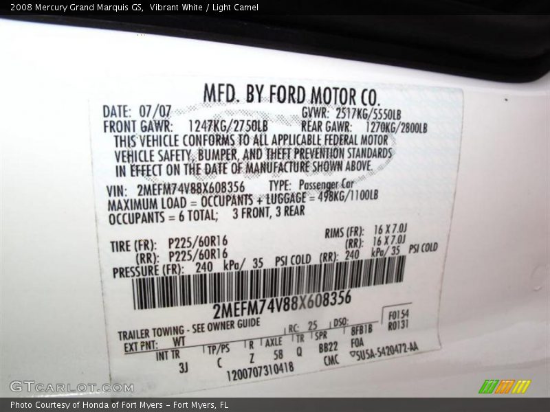 Vibrant White / Light Camel 2008 Mercury Grand Marquis GS