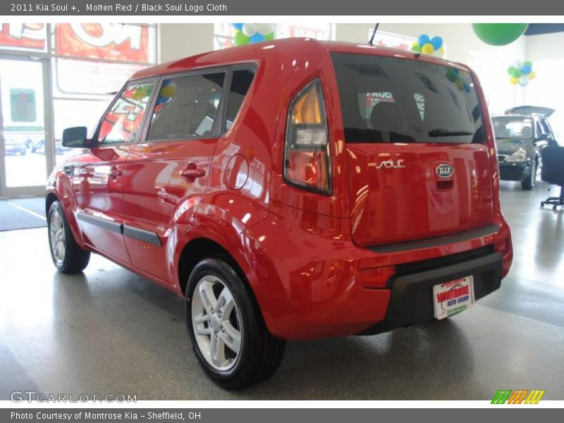 Molten Red / Black Soul Logo Cloth 2011 Kia Soul +