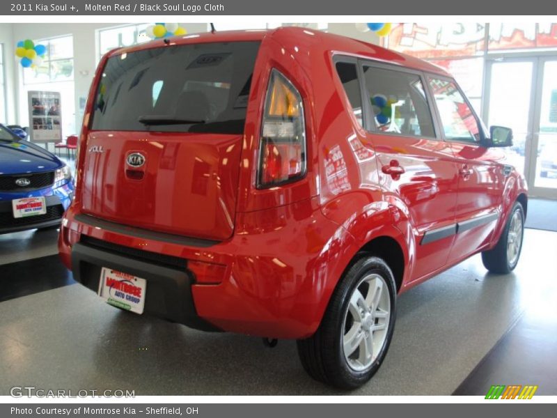 Molten Red / Black Soul Logo Cloth 2011 Kia Soul +