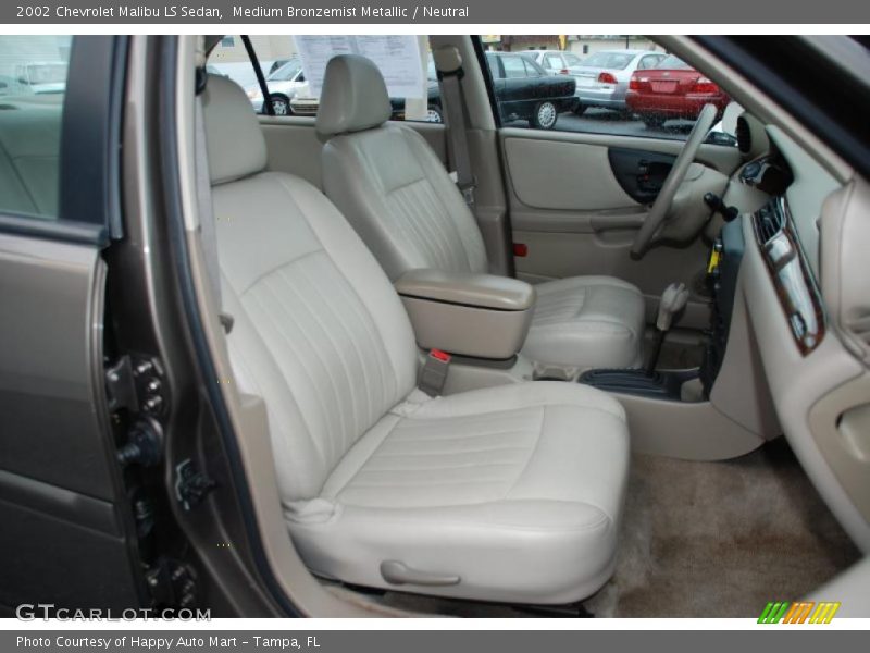 Medium Bronzemist Metallic / Neutral 2002 Chevrolet Malibu LS Sedan