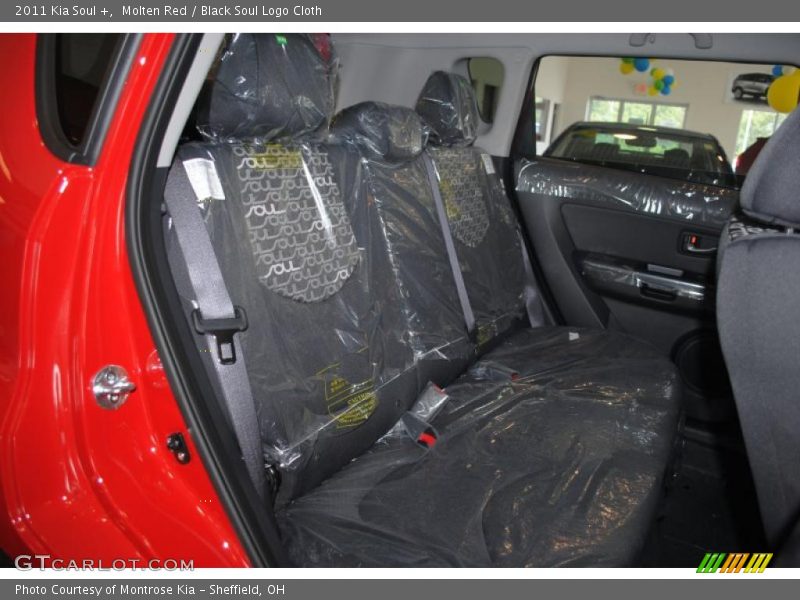 Molten Red / Black Soul Logo Cloth 2011 Kia Soul +