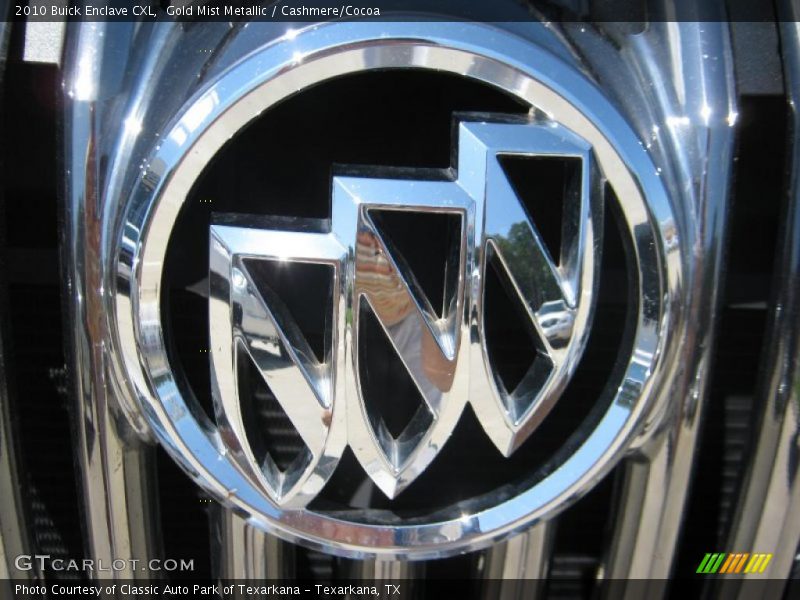 Gold Mist Metallic / Cashmere/Cocoa 2010 Buick Enclave CXL