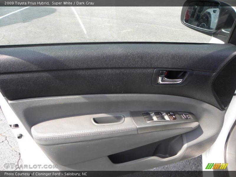 Super White / Dark Gray 2009 Toyota Prius Hybrid