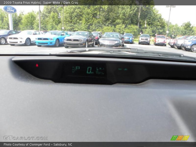 Super White / Dark Gray 2009 Toyota Prius Hybrid