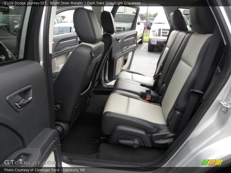 Bright Silver Metallic / Dark Slate Gray/Light Graystone 2009 Dodge Journey SXT