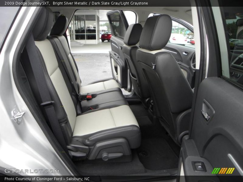 Bright Silver Metallic / Dark Slate Gray/Light Graystone 2009 Dodge Journey SXT