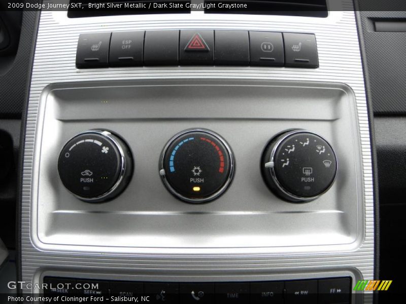 Bright Silver Metallic / Dark Slate Gray/Light Graystone 2009 Dodge Journey SXT