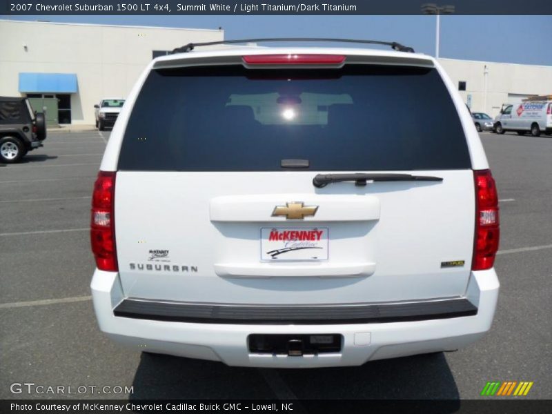 Summit White / Light Titanium/Dark Titanium 2007 Chevrolet Suburban 1500 LT 4x4