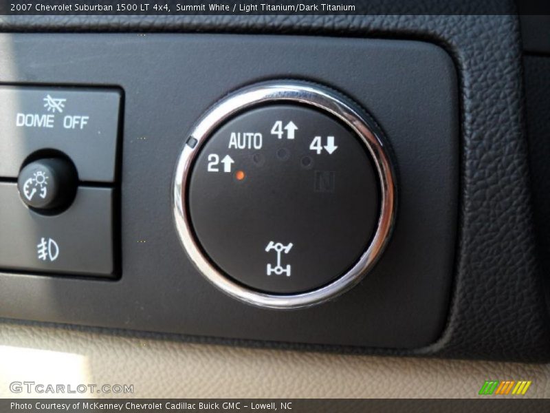 Summit White / Light Titanium/Dark Titanium 2007 Chevrolet Suburban 1500 LT 4x4