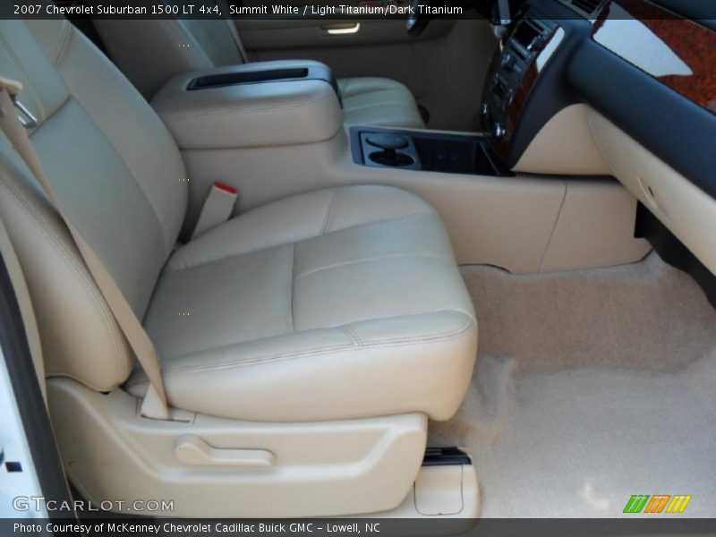 Summit White / Light Titanium/Dark Titanium 2007 Chevrolet Suburban 1500 LT 4x4