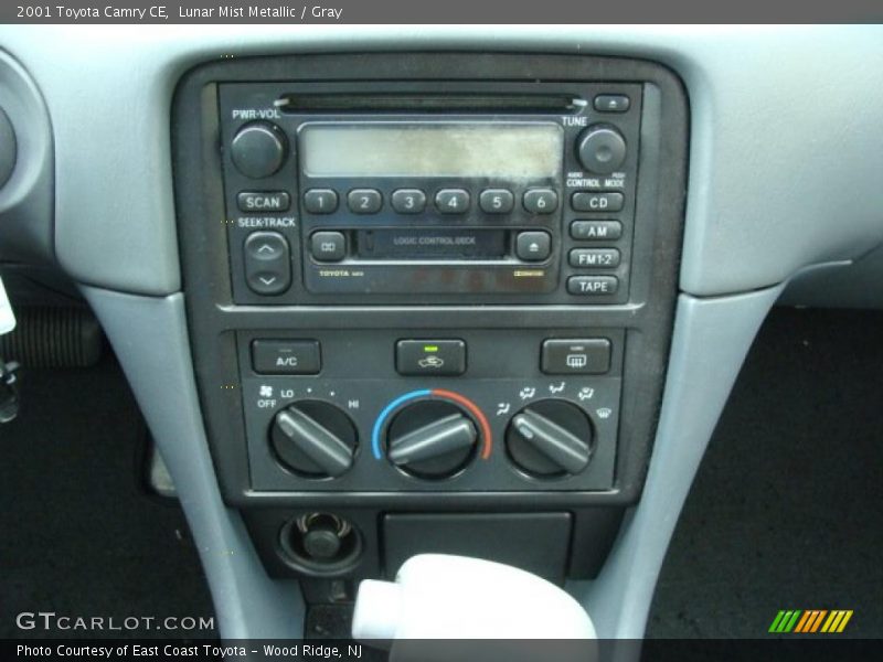 Lunar Mist Metallic / Gray 2001 Toyota Camry CE