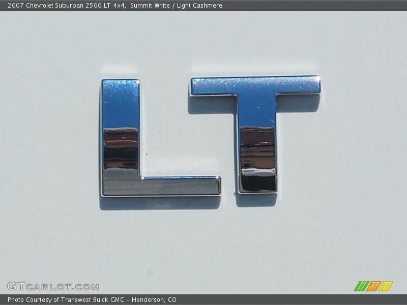 Summit White / Light Cashmere 2007 Chevrolet Suburban 2500 LT 4x4