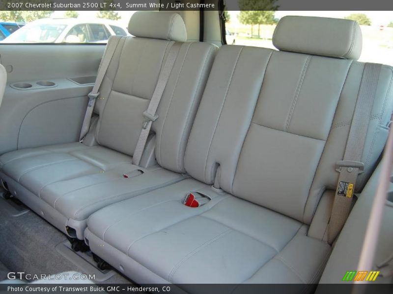 Summit White / Light Cashmere 2007 Chevrolet Suburban 2500 LT 4x4