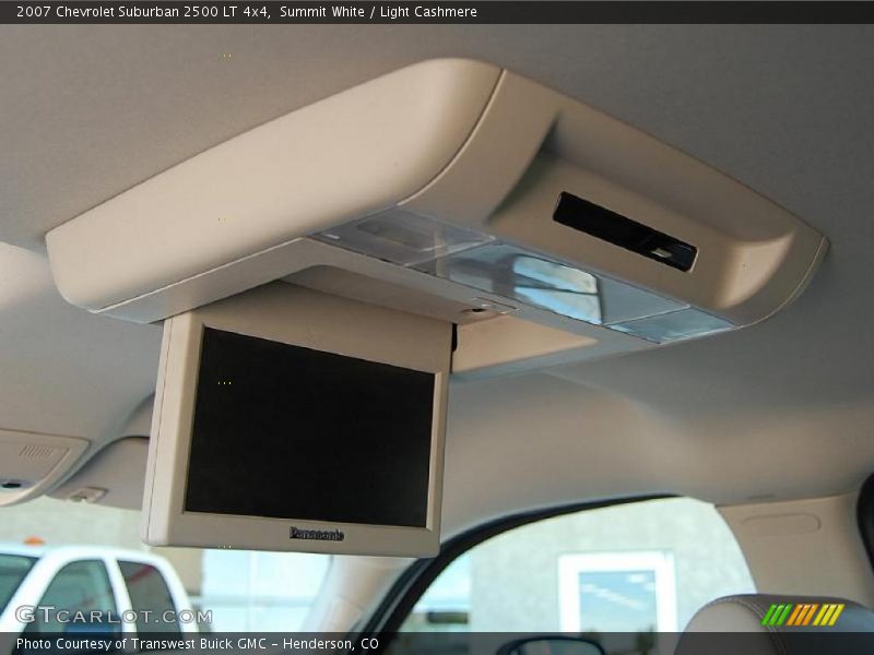 Summit White / Light Cashmere 2007 Chevrolet Suburban 2500 LT 4x4
