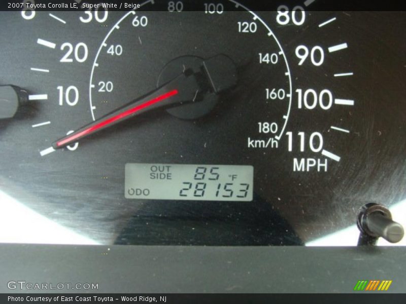 Super White / Beige 2007 Toyota Corolla LE