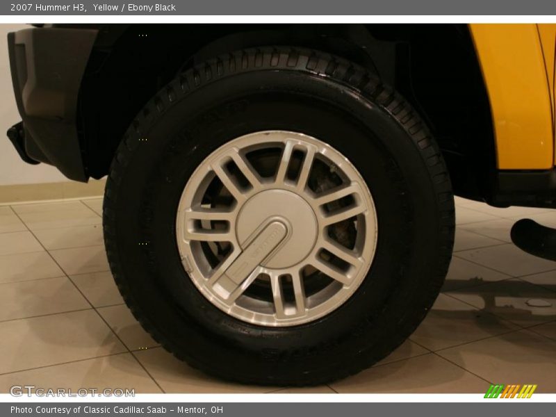 Yellow / Ebony Black 2007 Hummer H3