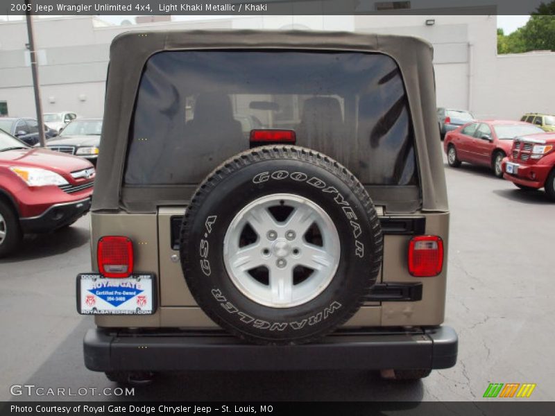 Light Khaki Metallic / Khaki 2005 Jeep Wrangler Unlimited 4x4